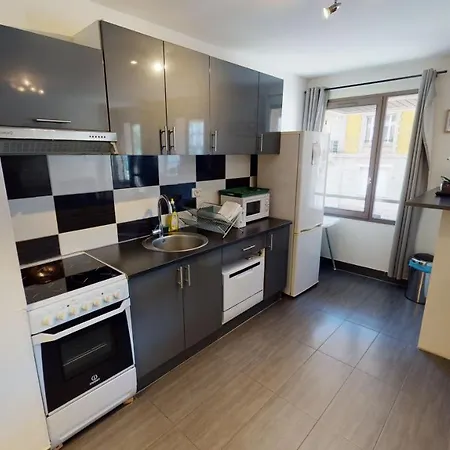 Appartement 13A Bd du Président Wilson - 1 PARKING GRATUIT